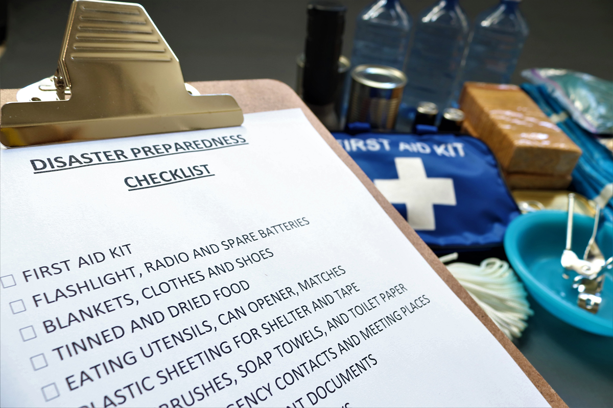 Disaster Preparedness Items and Checklist - Nuclear War Survival - How To Survive a Nuclear War Disaster Preparedness Items and Checklist - Nuclear War Survival - How To Survive a Nuclear War